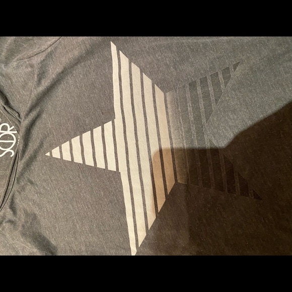 Chaser Long-Sleeve Tee - Picture 3 of 3